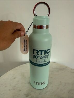 NEW! RTIC 20oz Journey Bottle Ceramic Lined Stainless Vacuum Insulated BPA Free